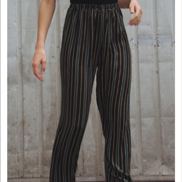 Brandy Melville Frankie pants - Picture 1 of 3